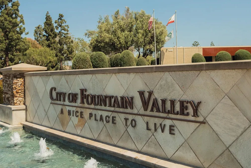 fountain valley city sign