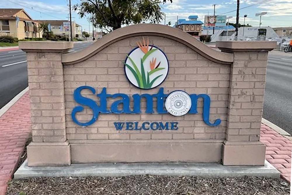 stanton ca city border sign